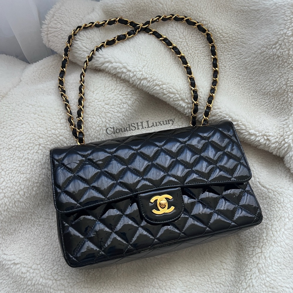 Auth Chanel Black Patent Leather MEDIUM Classic Flap Bag w/ Gold Hdw- Vintage